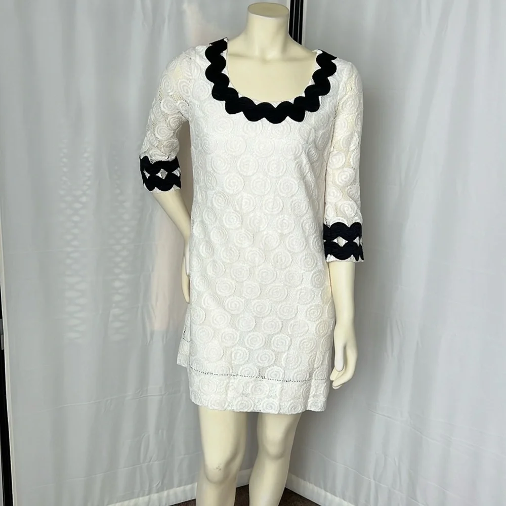 PHOEBE COUTURE LACE DRESS